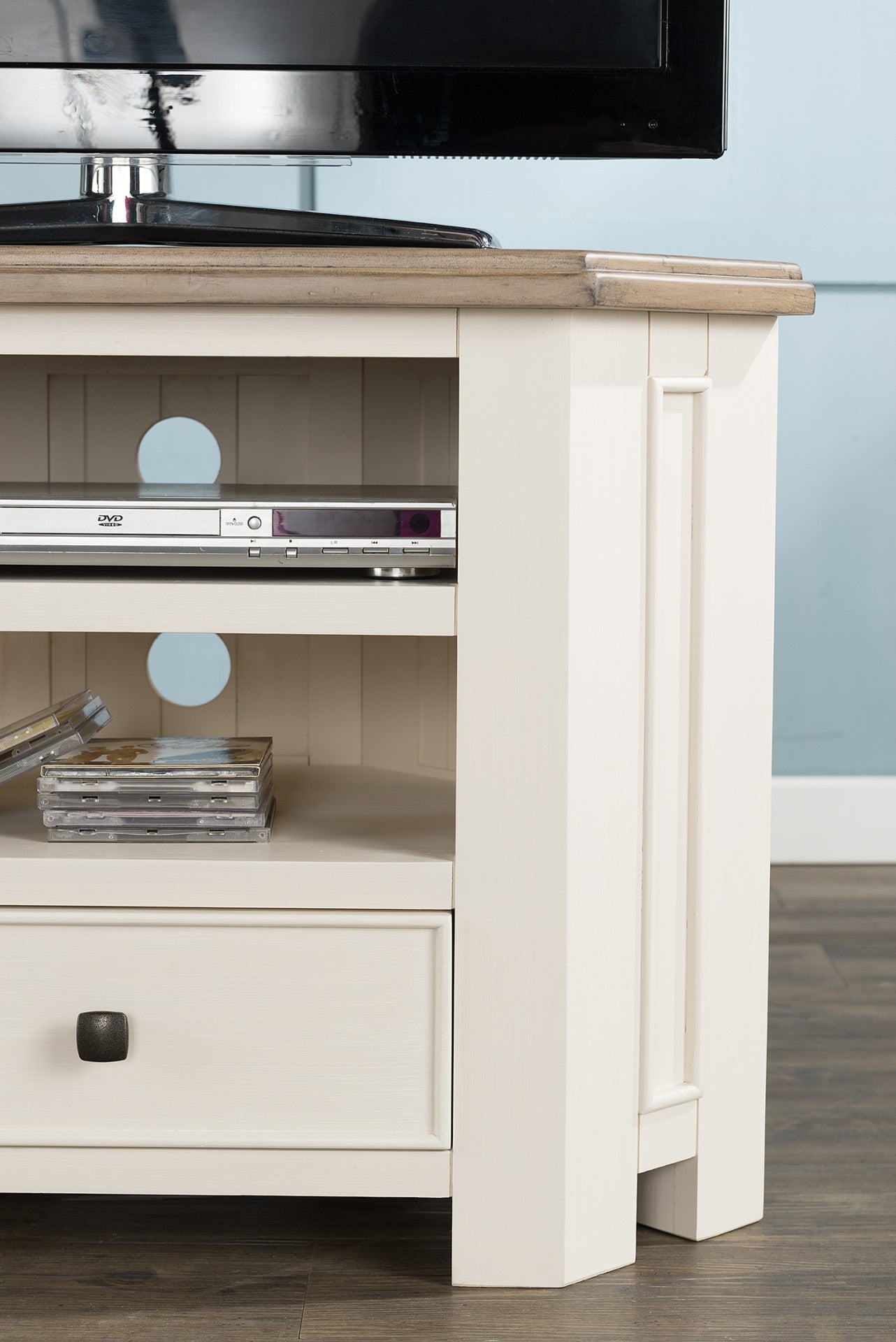 Portland Corner TV Unit