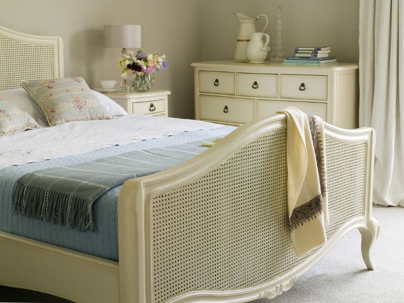 Toulouse 3 4 Wide Chest