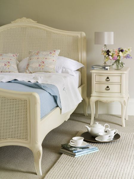 Toulouse 4ft6 Bed Frame